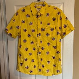 VSTR Premium men’s yellow short sleeve button down shirt size large